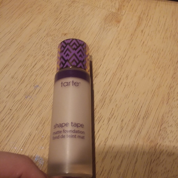 Tarte Shape Tape Foundation - Picture 1 of 2